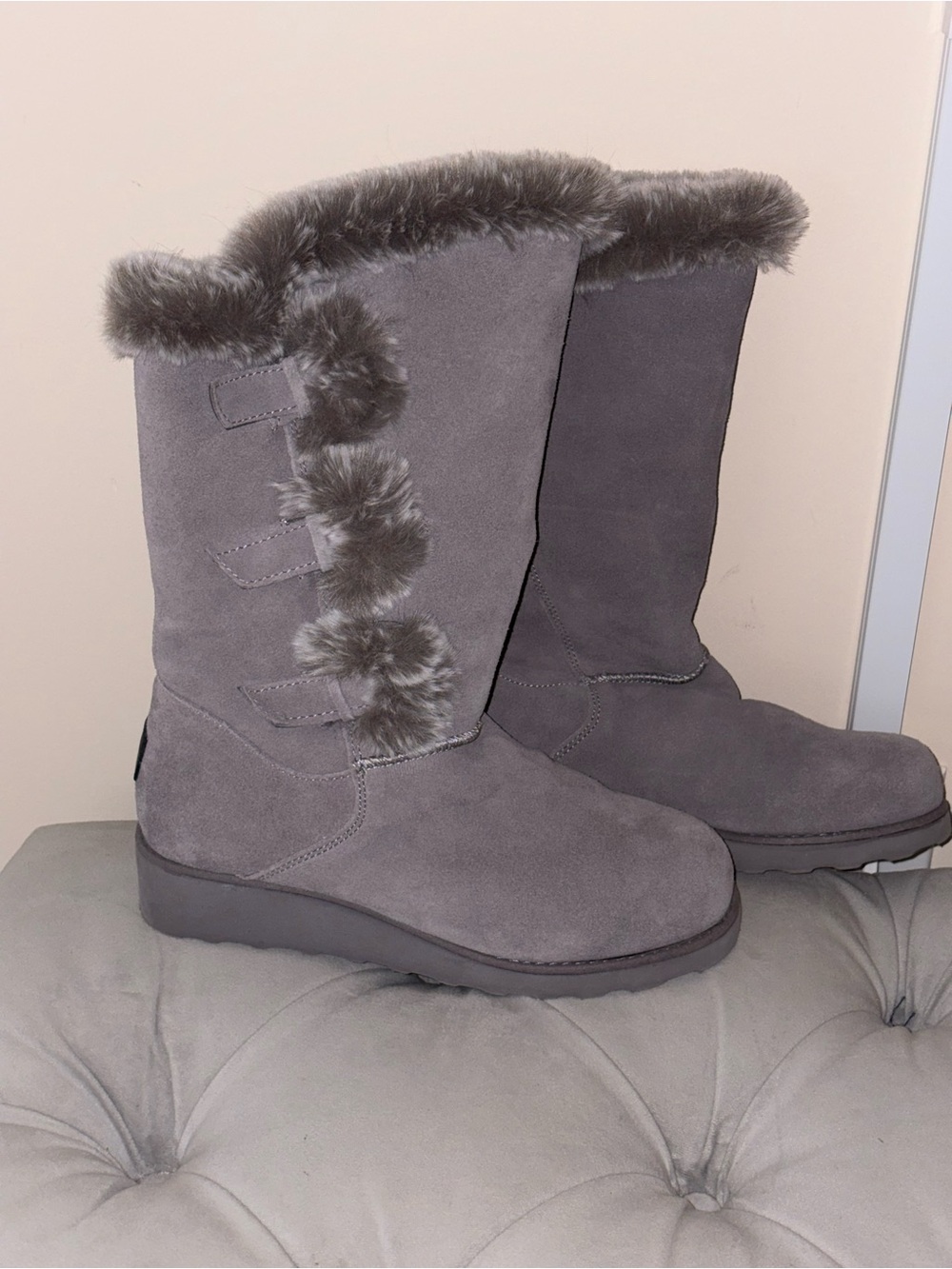 BearPaw Women's Gray Faux Fur Mid-Calf Winter Boots